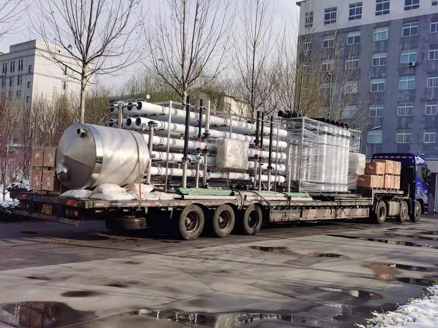 【瀚高中聯(lián)】江蘇某乳制品企業(yè)純水設(shè)備發(fā)貨現(xiàn)場